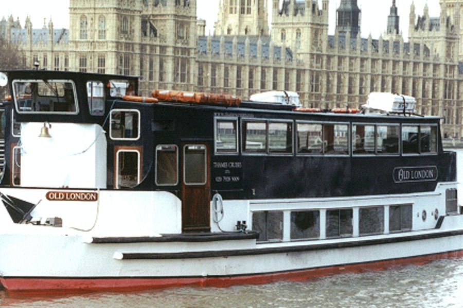 thames cruises disco boat