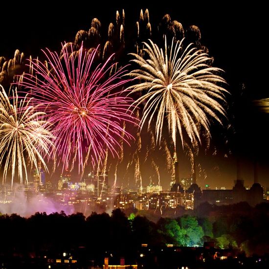 Bonfire Night: Fireworks on the Thames